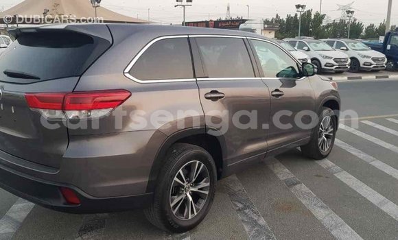 Buy Import Toyota Highlander Other Car in Import - Dubai in Hhohho Buy Import Toyota Highlander Other Car in Import - Dubai in Hhohho