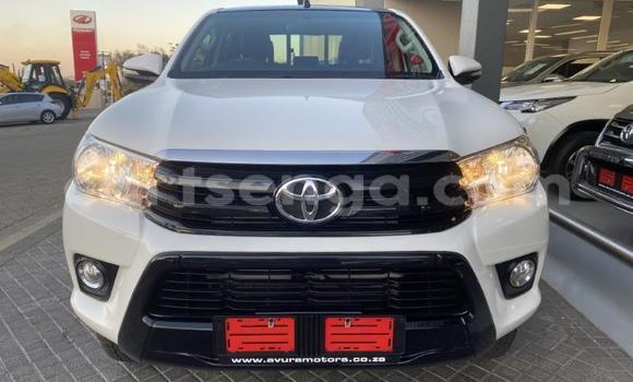Buy Used Toyota Hilux White Car in Big Bend in Lubombo Buy Used Toyota Hilux White Car in Big Bend in Lubombo
