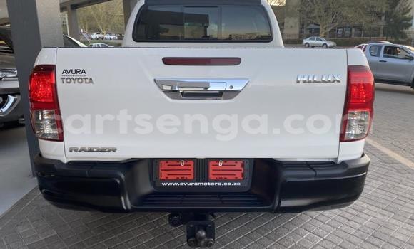 Buy Used Toyota Hilux White Car in Big Bend in Lubombo Buy Used Toyota Hilux White Car in Big Bend in Lubombo