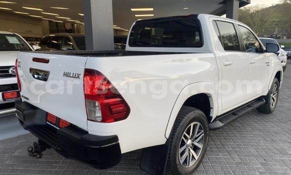 Buy Used Toyota Hilux White Car in Big Bend in Lubombo Buy Used Toyota Hilux White Car in Big Bend in Lubombo