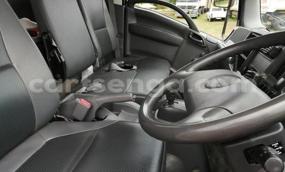 Nunua Ilio tumika Isuzu Bighorn Black Lori ndani ya Big Bend nchini Lubombo Nunua Ilio tumika Isuzu Bighorn Black Lori ndani ya Big Bend nchini Lubombo