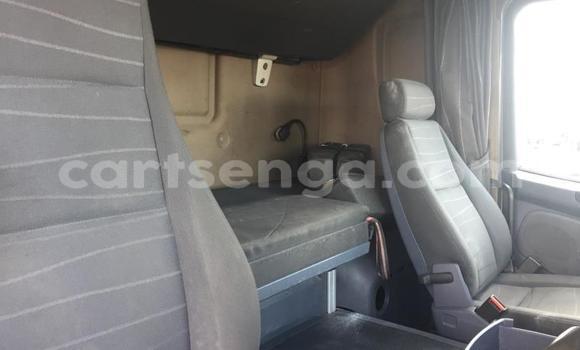 Nunua Ilio tumika Scania R420 White Lori ndani ya Big Bend nchini Lubombo Nunua Ilio tumika Scania R420 White Lori ndani ya Big Bend nchini Lubombo