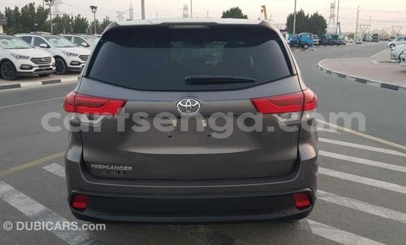 Buy Import Toyota Highlander Other Car in Import - Dubai in Hhohho Buy Import Toyota Highlander Other Car in Import - Dubai in Hhohho