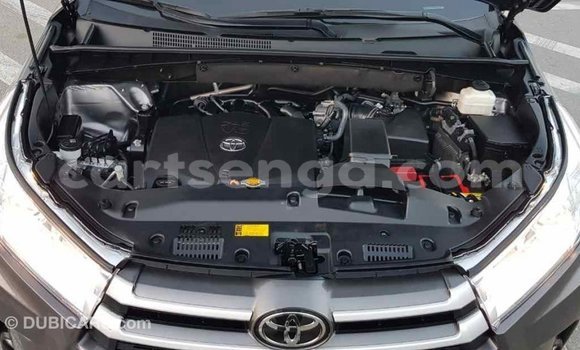 Buy Import Toyota Highlander Other Car in Import - Dubai in Hhohho Buy Import Toyota Highlander Other Car in Import - Dubai in Hhohho