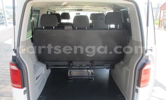 Buy Used Volkswagen Transporter White Car in Manzini in Manzini Buy Used Volkswagen Transporter White Car in Manzini in Manzini