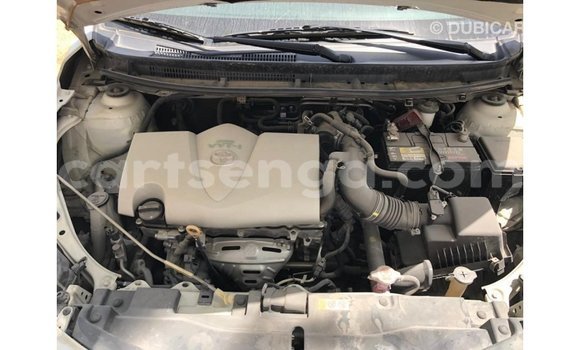 Nunua Imported Toyota Yaris White Gari ndani ya Import - Dubai nchini Hhohho Nunua Imported Toyota Yaris White Gari ndani ya Import - Dubai nchini Hhohho