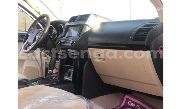 Nunua Imported Toyota Prado White Gari ndani ya Import - Dubai nchini Hhohho Nunua Imported Toyota Prado White Gari ndani ya Import - Dubai nchini Hhohho