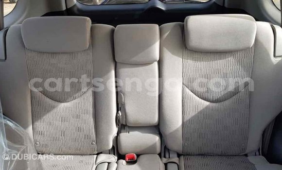 Buy Import Toyota RAV4 Green Car in Import - Dubai in Hhohho Buy Import Toyota RAV4 Green Car in Import - Dubai in Hhohho