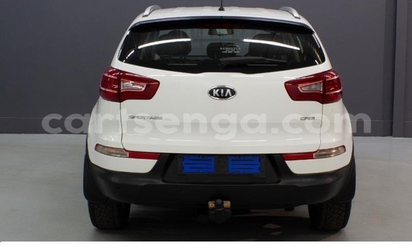 Nunua Ilio tumika Kia Sportage White Gari ndani ya Ezulwini nchini Hhohho Nunua Ilio tumika Kia Sportage White Gari ndani ya Ezulwini nchini Hhohho