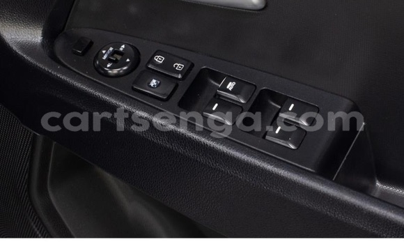 Nunua Ilio tumika Kia Sportage White Gari ndani ya Ezulwini nchini Hhohho Nunua Ilio tumika Kia Sportage White Gari ndani ya Ezulwini nchini Hhohho