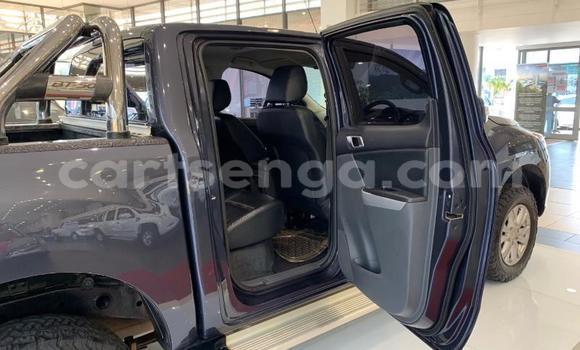 Nunua Ilio tumika Mazda BT-50 Silver Gari ndani ya Bulembu nchini Hhohho Nunua Ilio tumika Mazda BT-50 Silver Gari ndani ya Bulembu nchini Hhohho