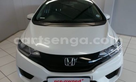Buy Used Honda Jazz White Car in Ezulwini in Hhohho Buy Used Honda Jazz White Car in Ezulwini in Hhohho