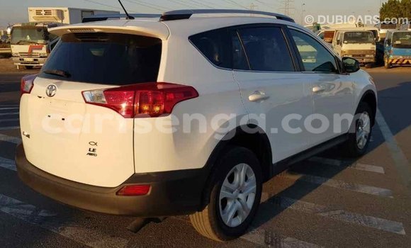 Buy Import Toyota RAV4 White Car in Import - Dubai in Hhohho Buy Import Toyota RAV4 White Car in Import - Dubai in Hhohho
