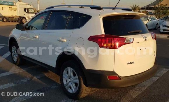 Buy Import Toyota RAV4 White Car in Import - Dubai in Hhohho Buy Import Toyota RAV4 White Car in Import - Dubai in Hhohho