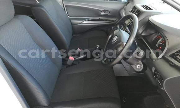 Buy Used Toyota Avanza White Car in Big Bend in Lubombo Buy Used Toyota Avanza White Car in Big Bend in Lubombo