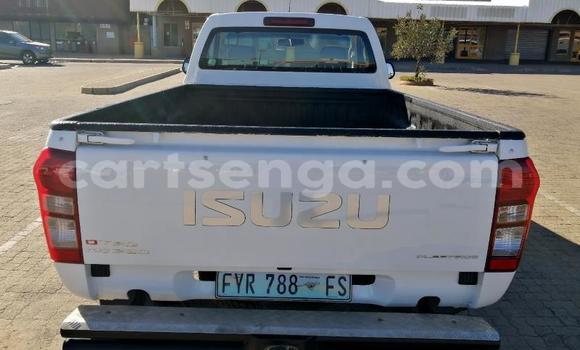 Buy Used Isuzu KB White Car in Big Bend in Lubombo Buy Used Isuzu KB White Car in Big Bend in Lubombo