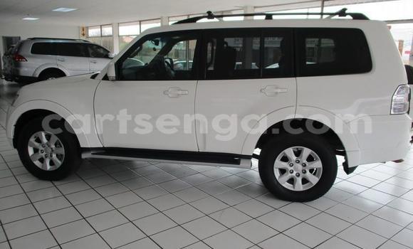 Buy Used Mitsubishi Pajero White Car in Big Bend in Lubombo Buy Used Mitsubishi Pajero White Car in Big Bend in Lubombo