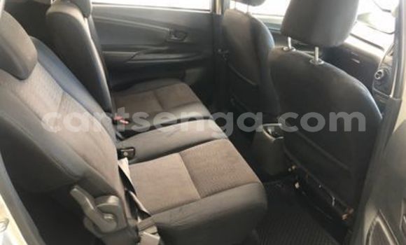 Buy Used Toyota Avanza Silver Car in Ezulwini in Hhohho Buy Used Toyota Avanza Silver Car in Ezulwini in Hhohho