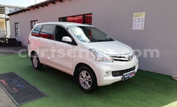 Nunua Ilio tumika Toyota Avanza White Gari ndani ya Ezulwini nchini Hhohho Nunua Ilio tumika Toyota Avanza White Gari ndani ya Ezulwini nchini Hhohho