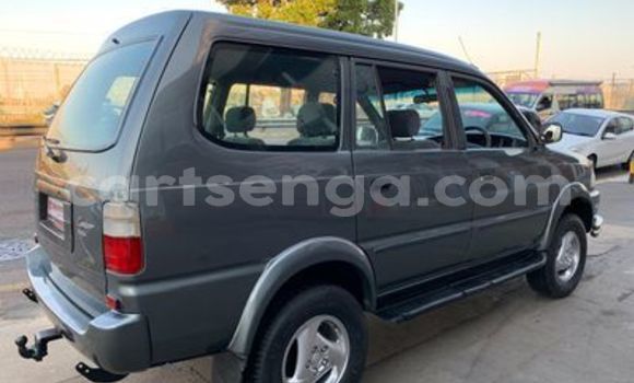 Nunua Ilio tumika Toyota Comfort Silver Gari ndani ya Kubuta nchini Wilaya ya Shiselweni Nunua Ilio tumika Toyota Comfort Silver Gari ndani ya Kubuta nchini Wilaya ya Shiselweni