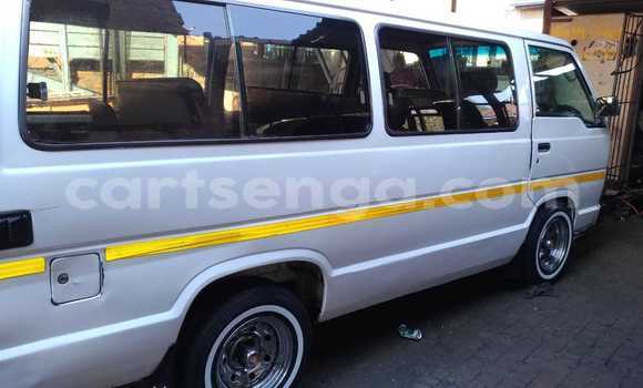 Nunua Ilio tumika Toyota Hiace White Gari ndani ya Big Bend nchini Lubombo Nunua Ilio tumika Toyota Hiace White Gari ndani ya Big Bend nchini Lubombo