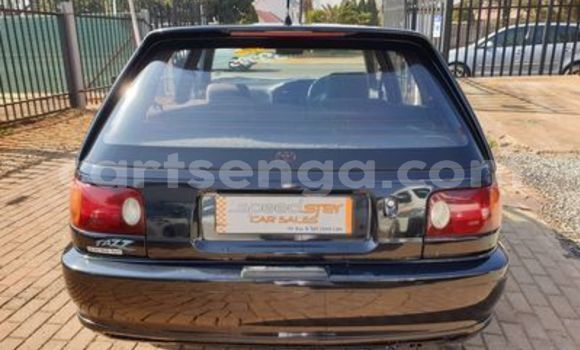 Nunua Ilio tumika Toyota Tacoma Black Gari ndani ya Bulembu nchini Hhohho Nunua Ilio tumika Toyota Tacoma Black Gari ndani ya Bulembu nchini Hhohho