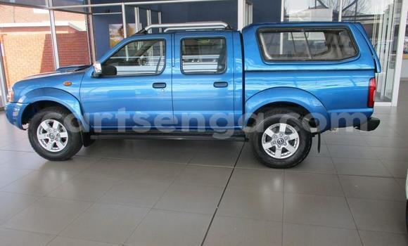 Buy Used Nissan NP 300 Blue Car in Big Bend in Lubombo Buy Used Nissan NP 300 Blue Car in Big Bend in Lubombo