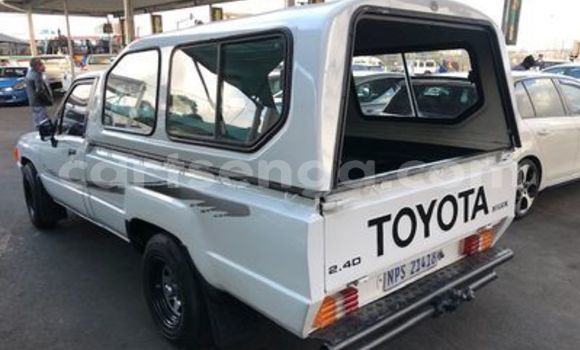 Acheter Occasion Voiture Toyota Hilux Blanc à Manzini, Manzini Acheter Occasion Voiture Toyota Hilux Blanc à Manzini, Manzini