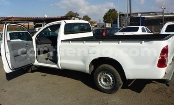 Acheter Occasion Voiture Toyota Hilux Blanc à Mbabane, Manzini Acheter Occasion Voiture Toyota Hilux Blanc à Mbabane, Manzini