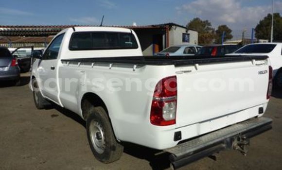 Acheter Occasion Voiture Toyota Hilux Blanc à Mbabane, Manzini Acheter Occasion Voiture Toyota Hilux Blanc à Mbabane, Manzini