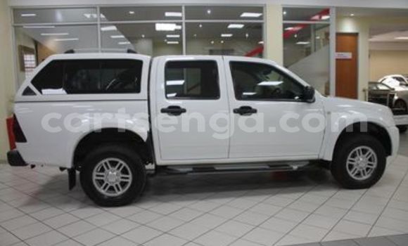Buy Used Isuzu KB White Car in Manzini in Manzini Buy Used Isuzu KB White Car in Manzini in Manzini