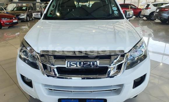 Buy Used Isuzu KB White Car in Big Bend in Lubombo Buy Used Isuzu KB White Car in Big Bend in Lubombo