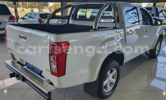 Buy Used Isuzu KB White Car in Big Bend in Lubombo Buy Used Isuzu KB White Car in Big Bend in Lubombo