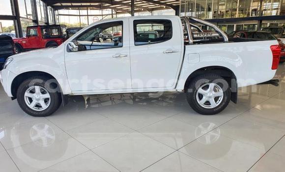 Buy Used Isuzu KB White Car in Big Bend in Lubombo Buy Used Isuzu KB White Car in Big Bend in Lubombo