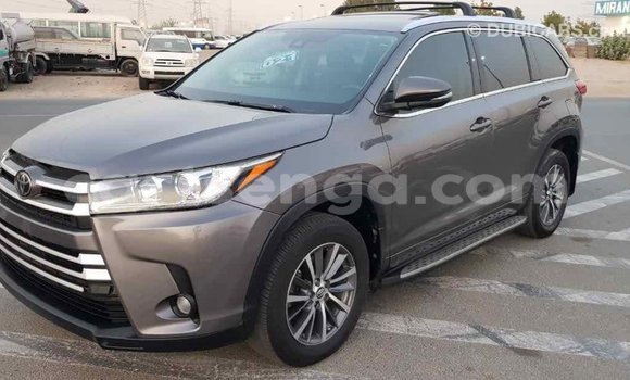 Buy Import Toyota Highlander Other Car in Import - Dubai in Hhohho Buy Import Toyota Highlander Other Car in Import - Dubai in Hhohho