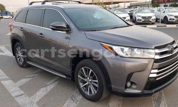 Buy Import Toyota Highlander Other Car in Import - Dubai in Hhohho Buy Import Toyota Highlander Other Car in Import - Dubai in Hhohho