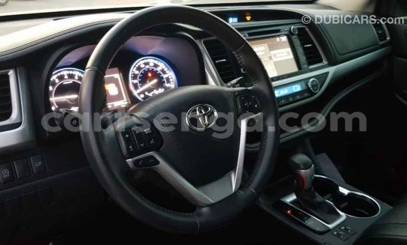 Buy Import Toyota Highlander Other Car in Import - Dubai in Hhohho Buy Import Toyota Highlander Other Car in Import - Dubai in Hhohho