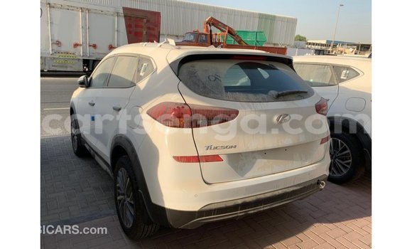 Acheter Import Voiture Hyundai Tucson Blanc à Import - Dubai, Hhohho Acheter Import Voiture Hyundai Tucson Blanc à Import - Dubai, Hhohho