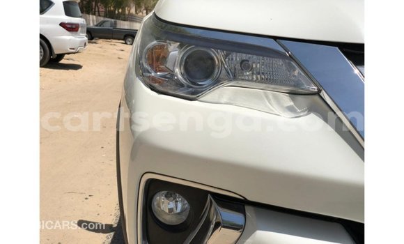 Nunua Imported Toyota Fortuner White Gari ndani ya Import - Dubai nchini Hhohho Nunua Imported Toyota Fortuner White Gari ndani ya Import - Dubai nchini Hhohho
