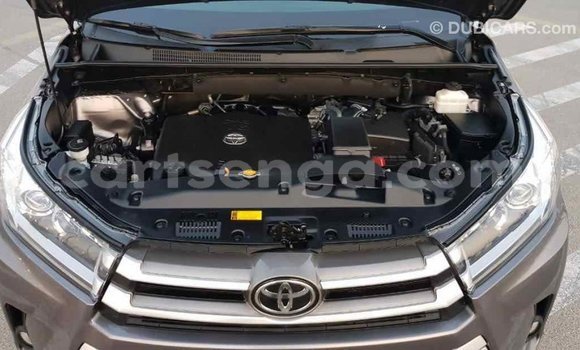 Buy Import Toyota Highlander Other Car in Import - Dubai in Hhohho Buy Import Toyota Highlander Other Car in Import - Dubai in Hhohho