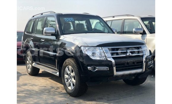 Nunua Imported Mitsubishi Pajero Black Gari ndani ya Import - Dubai nchini Hhohho Nunua Imported Mitsubishi Pajero Black Gari ndani ya Import - Dubai nchini Hhohho