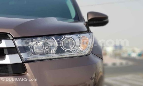 Buy Import Toyota Highlander Brown Car in Import - Dubai in Hhohho Buy Import Toyota Highlander Brown Car in Import - Dubai in Hhohho
