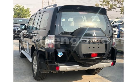 Nunua Imported Mitsubishi Pajero Black Gari ndani ya Import - Dubai nchini Hhohho Nunua Imported Mitsubishi Pajero Black Gari ndani ya Import - Dubai nchini Hhohho
