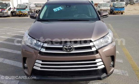 Buy Import Toyota Highlander Brown Car in Import - Dubai in Hhohho Buy Import Toyota Highlander Brown Car in Import - Dubai in Hhohho