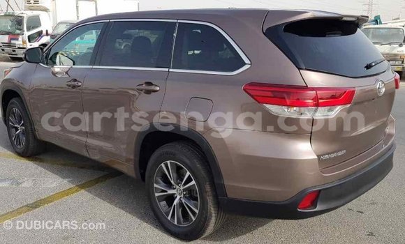 Buy Import Toyota Highlander Brown Car in Import - Dubai in Hhohho Buy Import Toyota Highlander Brown Car in Import - Dubai in Hhohho