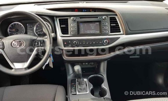 Buy Import Toyota Highlander Brown Car in Import - Dubai in Hhohho Buy Import Toyota Highlander Brown Car in Import - Dubai in Hhohho