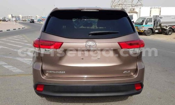 Buy Import Toyota Highlander Brown Car in Import - Dubai in Hhohho Buy Import Toyota Highlander Brown Car in Import - Dubai in Hhohho