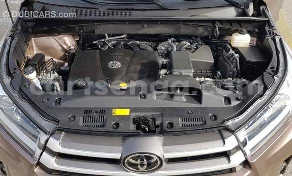 Buy Import Toyota Highlander Brown Car in Import - Dubai in Hhohho Buy Import Toyota Highlander Brown Car in Import - Dubai in Hhohho