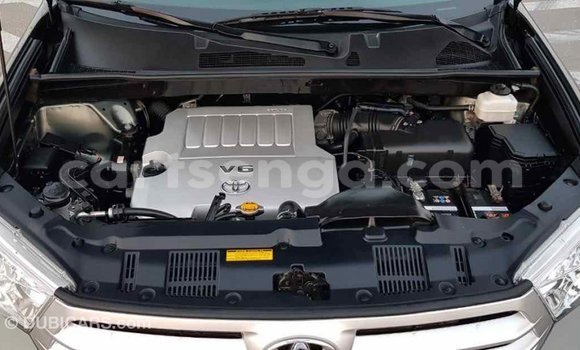 Buy Import Toyota Highlander Green Car in Import - Dubai in Hhohho Buy Import Toyota Highlander Green Car in Import - Dubai in Hhohho