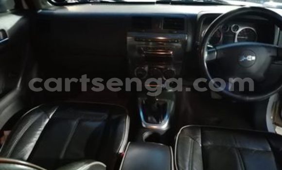 Buy Used Hummer H3 White Car in Ezulwini in Hhohho Buy Used Hummer H3 White Car in Ezulwini in Hhohho